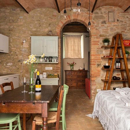 Il Borghetto - La Bottega Di Adele Loft Apartment Castelnuovo dell'Abate ภายนอก รูปภาพ